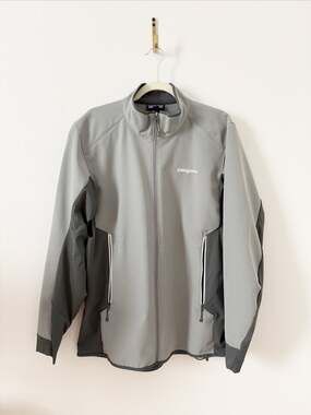 Patagonia Gray Men's Zip Up Light Outer Jacket Large